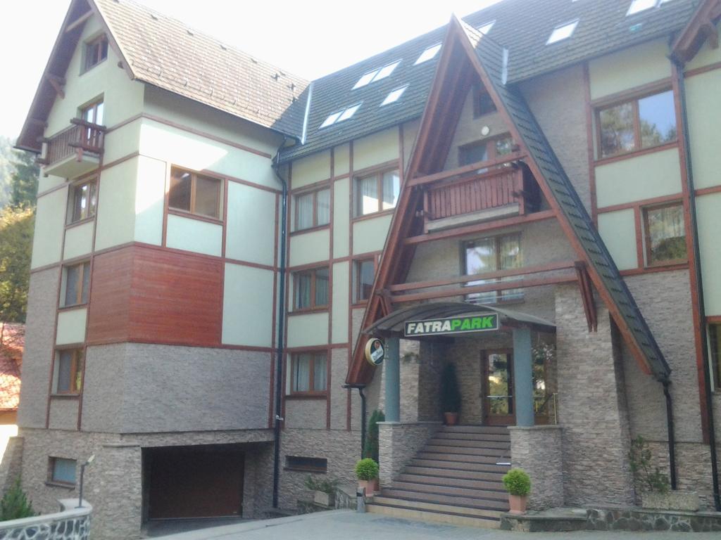 FATRAPARK 1 U SOVIČKY štúdio, kuchynka, kúpeľňa,s balkónom grátis parkovanie v podzemnej garáži Ruzomberok Exterior foto