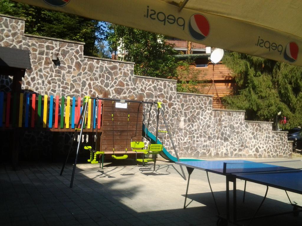 FATRAPARK 1 U SOVIČKY štúdio, kuchynka, kúpeľňa,s balkónom grátis parkovanie v podzemnej garáži Ruzomberok Exterior foto