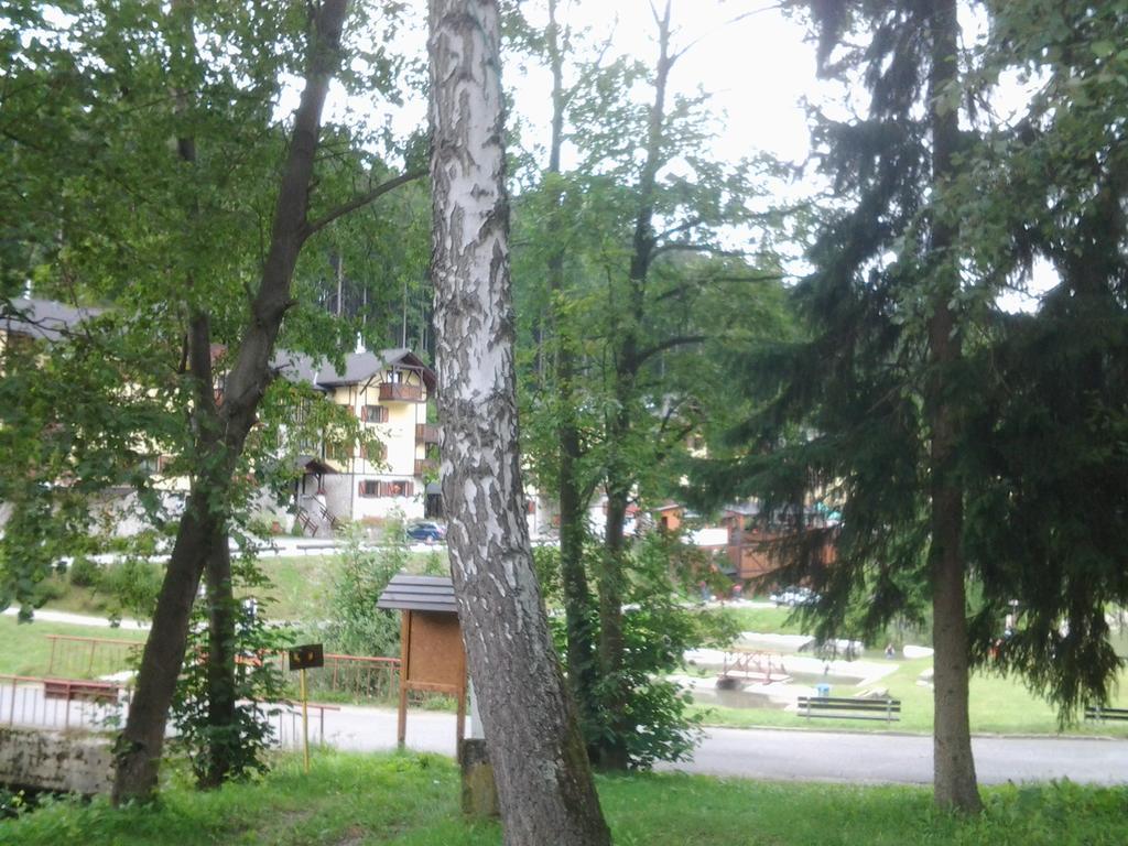 FATRAPARK 1 U SOVIČKY štúdio, kuchynka, kúpeľňa,s balkónom grátis parkovanie v podzemnej garáži Ruzomberok Exterior foto